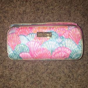 New no tags Lilly Pulitzer makeup bag